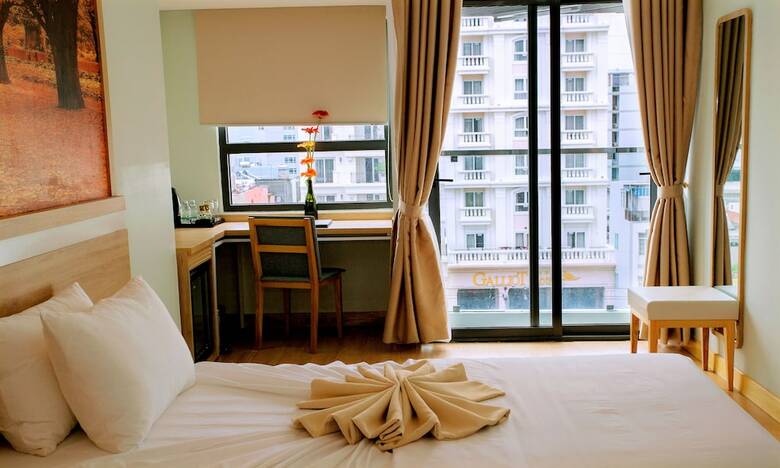 Royal Hpm Hotel
