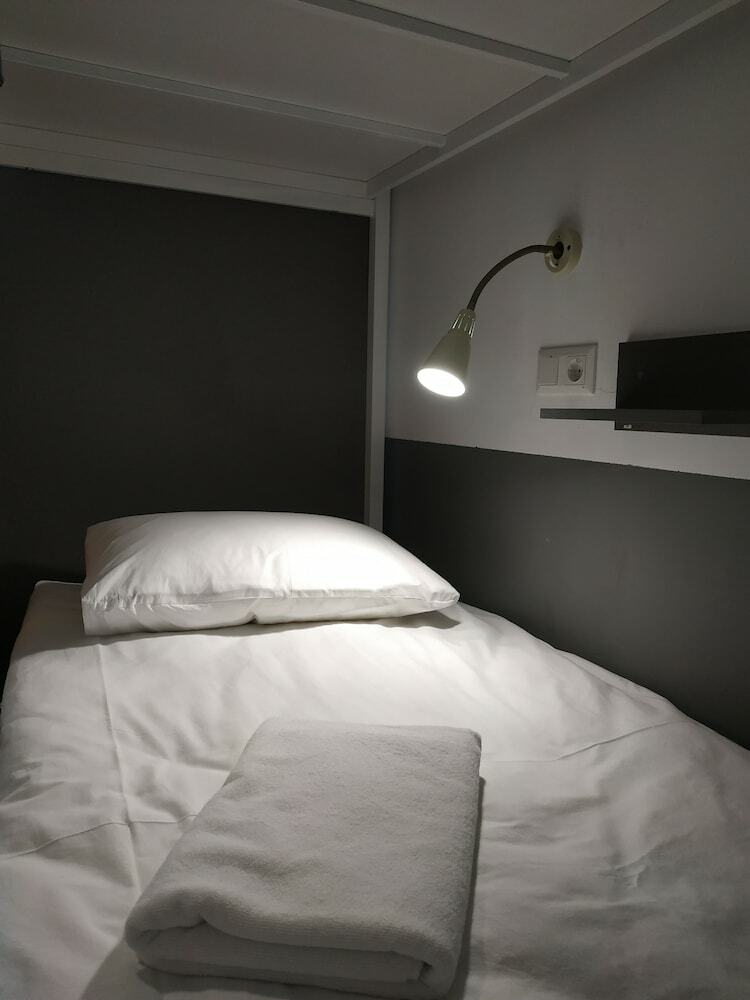 Hostal Freelander Work And Travel Hostel
