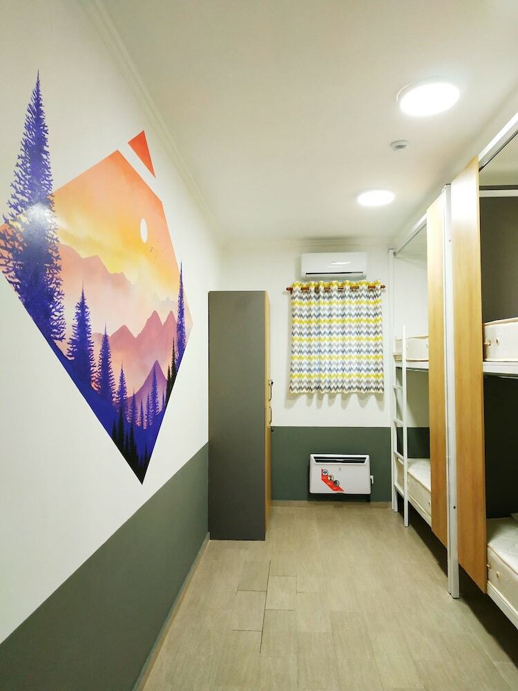 Hostal Freelander Work And Travel Hostel