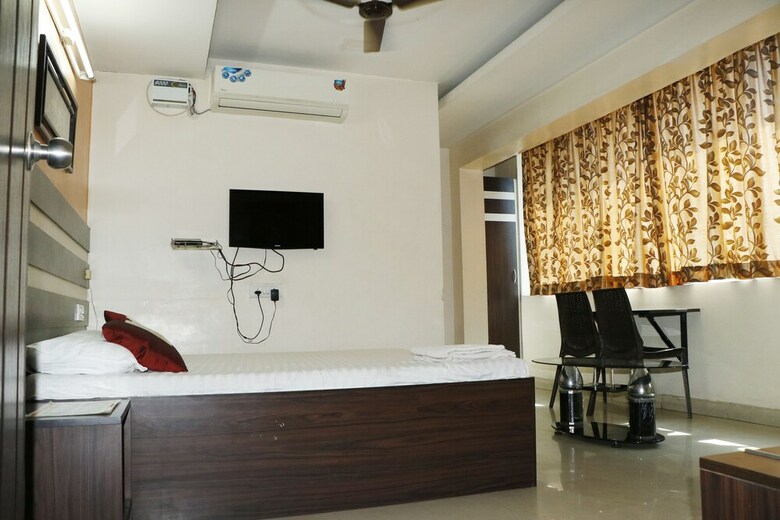 Hotel S4 Residency