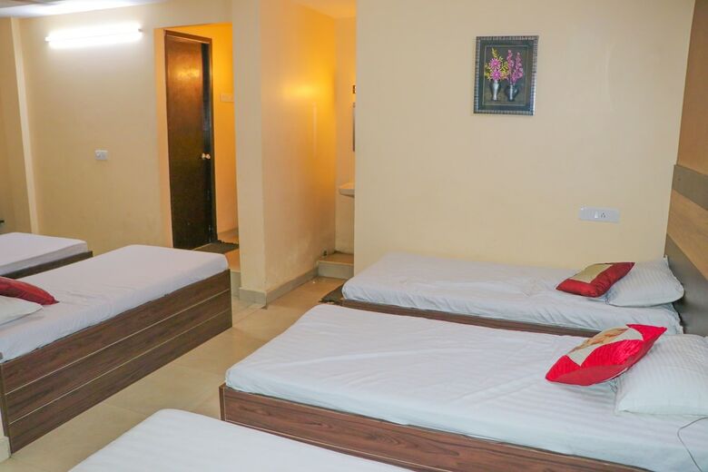Hotel S4 Residency