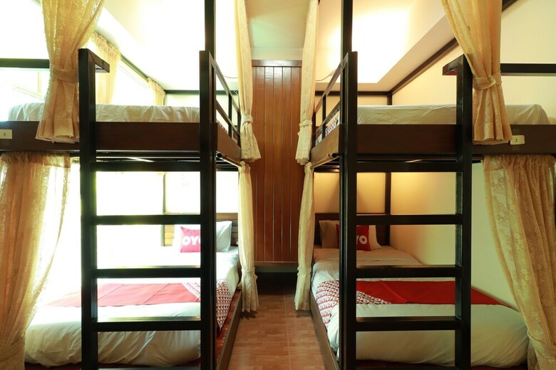 Hotel Oyo 473 Faikham Hostel