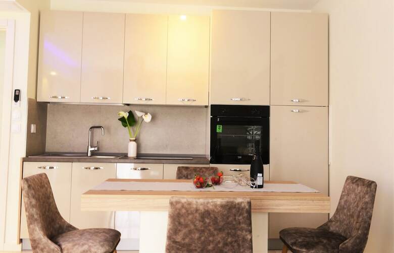 Apartmani Ralux Tivat
