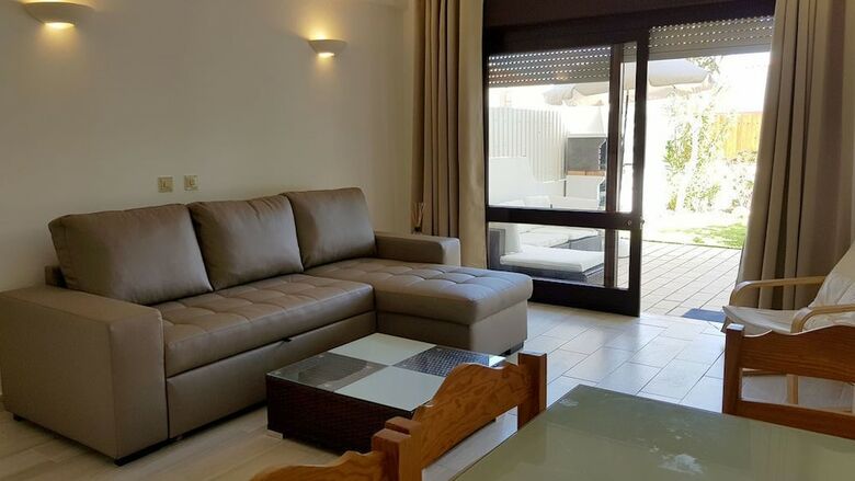 Apartamentos Magnific Studio With A Cozy Garden