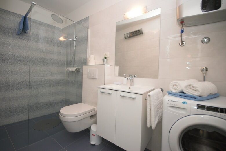 Apartment Split Mia
