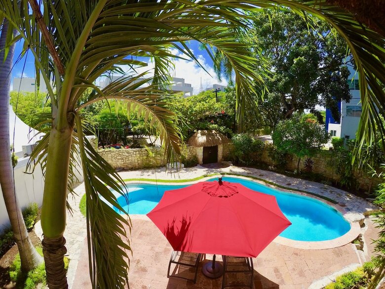 Hostal Mango Hostel