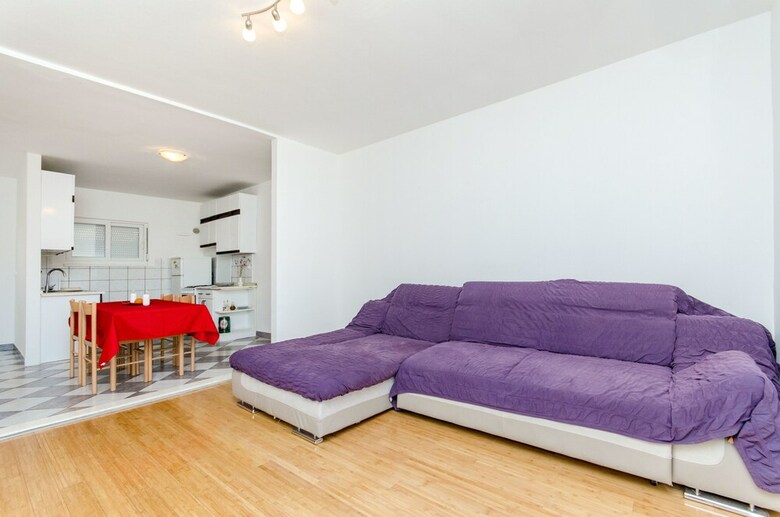 Apartment Emil