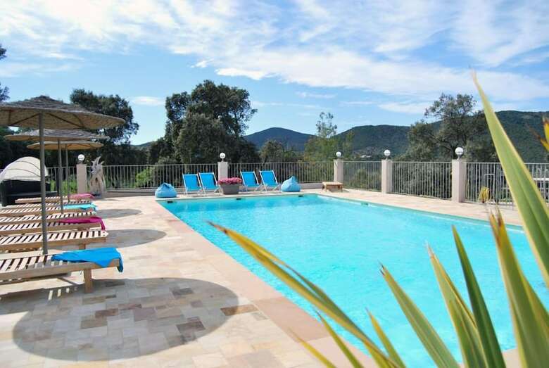 Bed & Breakfast Villa Nais