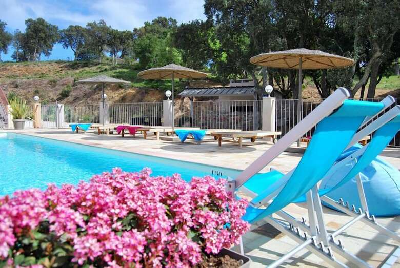 Bed & Breakfast Villa Nais