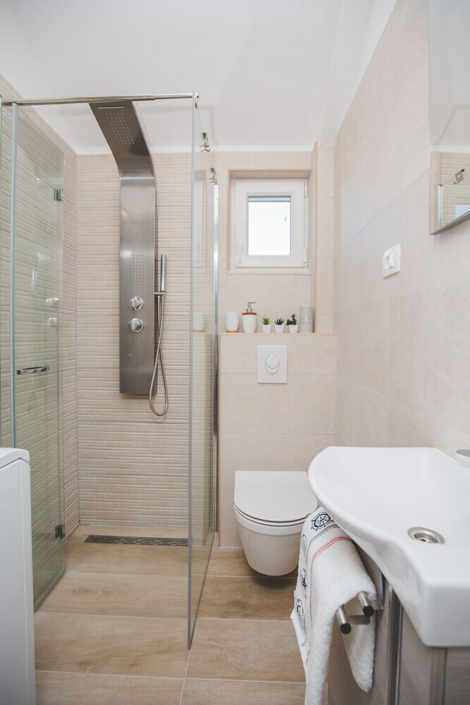 Apartamentos Salsa Brac