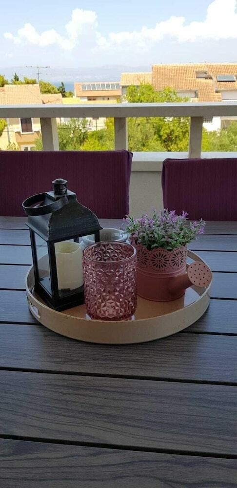 Apartamentos Salsa Brac