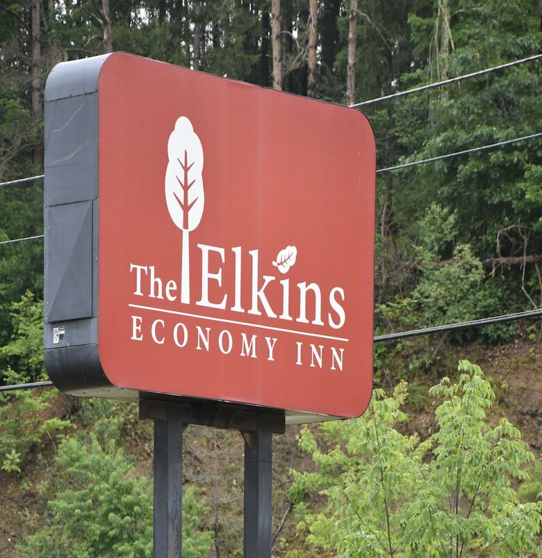 Posada Elkins Economy Inn