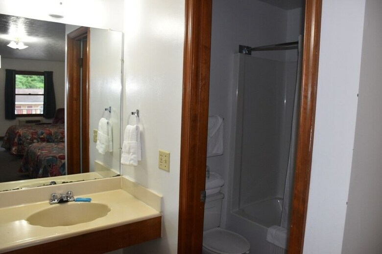 Posada Elkins Economy Inn