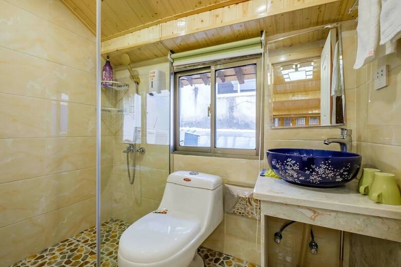 Hotel Dongzha Renjia Inn