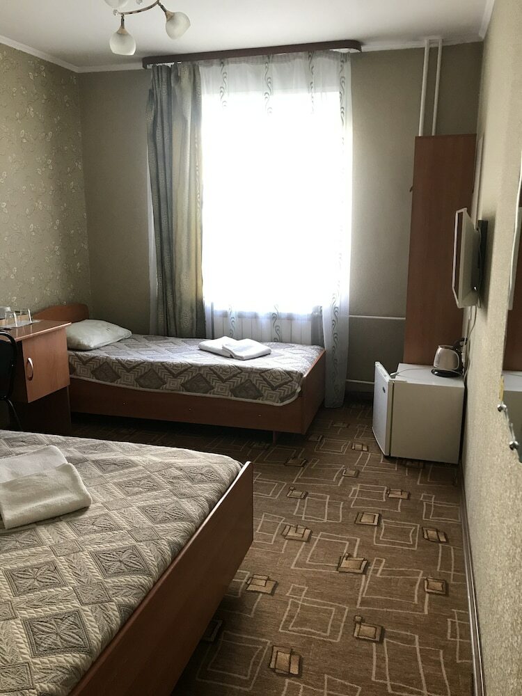 Avrora Hotel