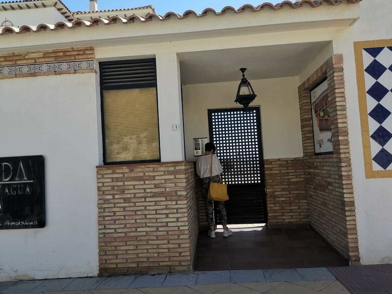 Apartamentos Rouse Ar Home