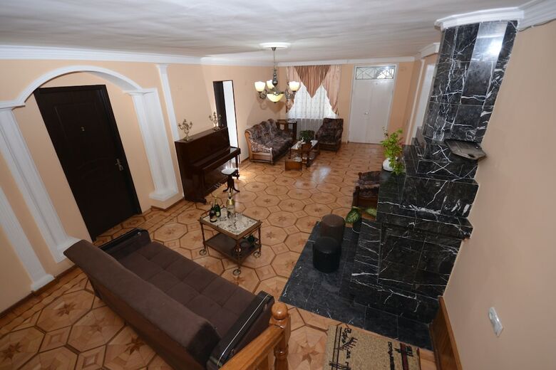 Hotel Olimpo Guest House