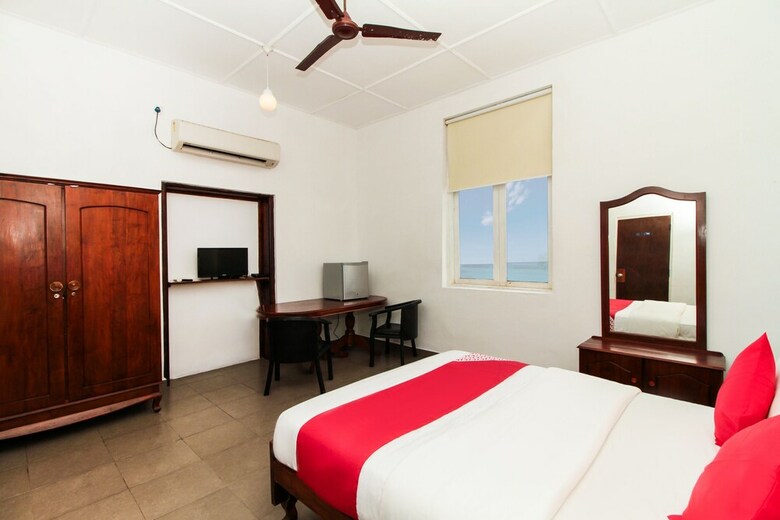 Oyo 228 Sea View Hotel