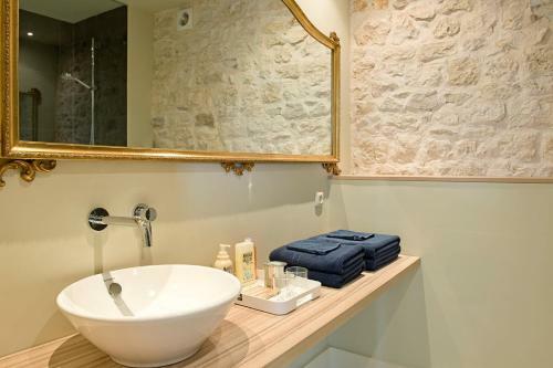 Hostal Domaine De L'isle Basse