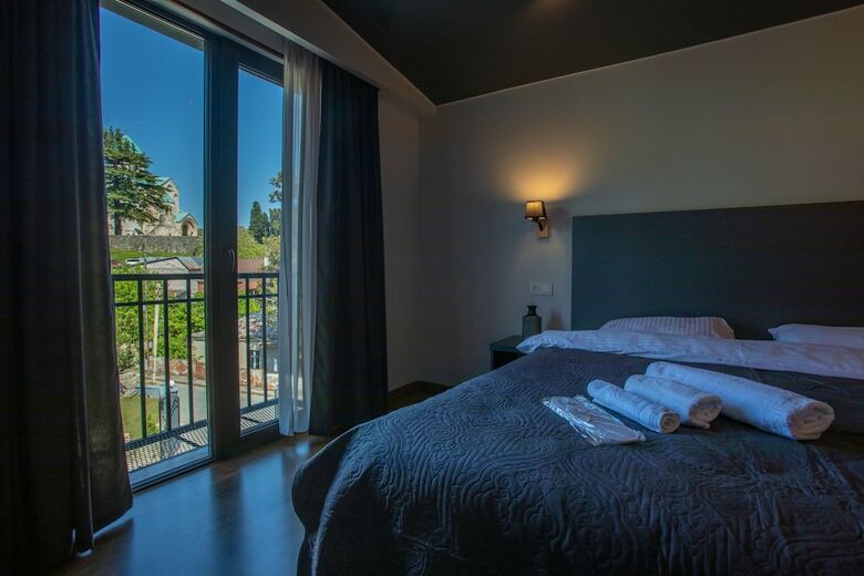 Hotel Green Town