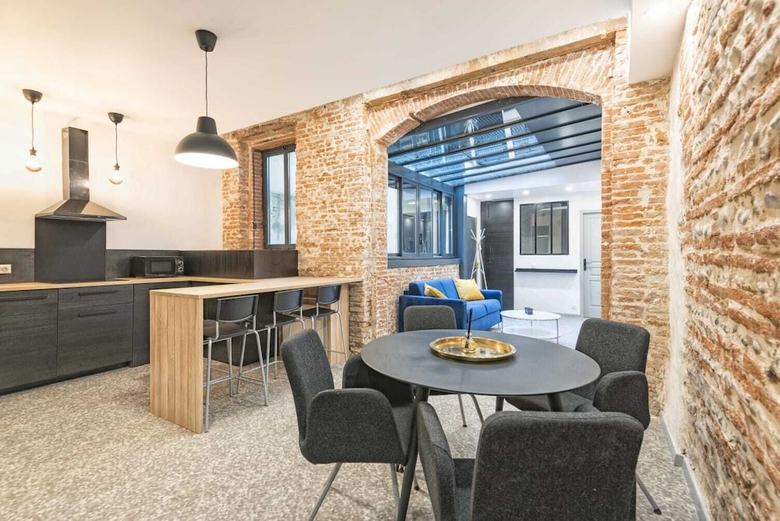 Villa Lafaille Apartment Hotel By J