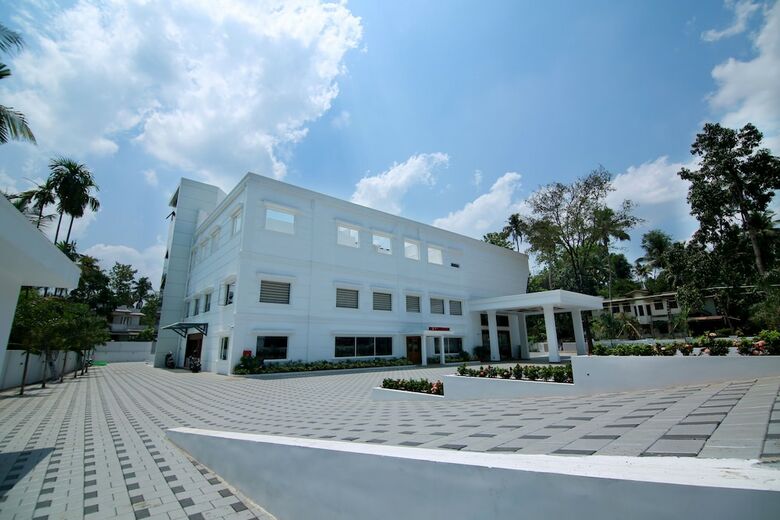 Hotel Kabani Palace
