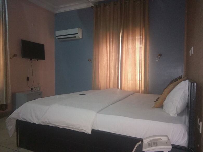 Hotel Concordia Apartments