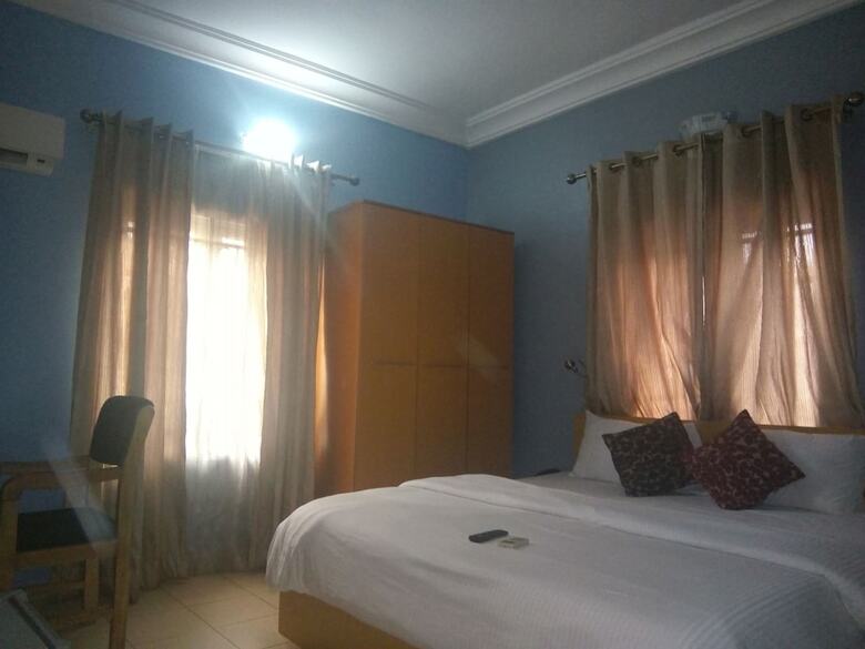 Hotel Concordia Apartments