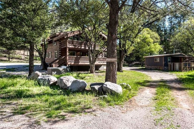Clearwater Cabin - Three Bedroom Cabin