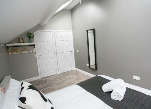 University Road Apartments