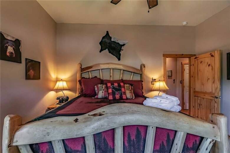 Cozy Knotty And Nice - Four Bedroom Cabin