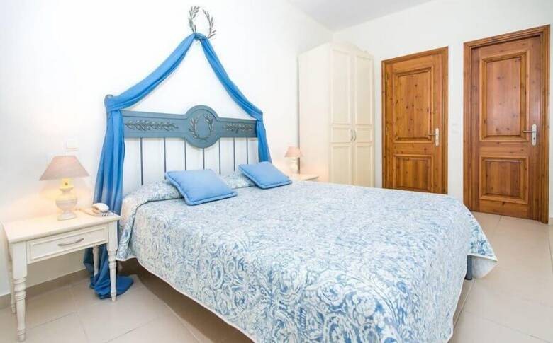 Aparthotel Christy's Beach Villas
