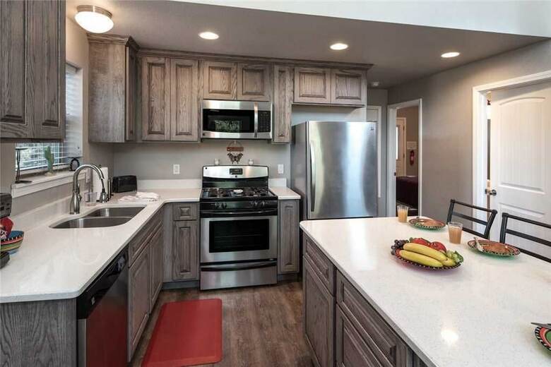 Lassie's Lodge - Three Bedroom Cabin
