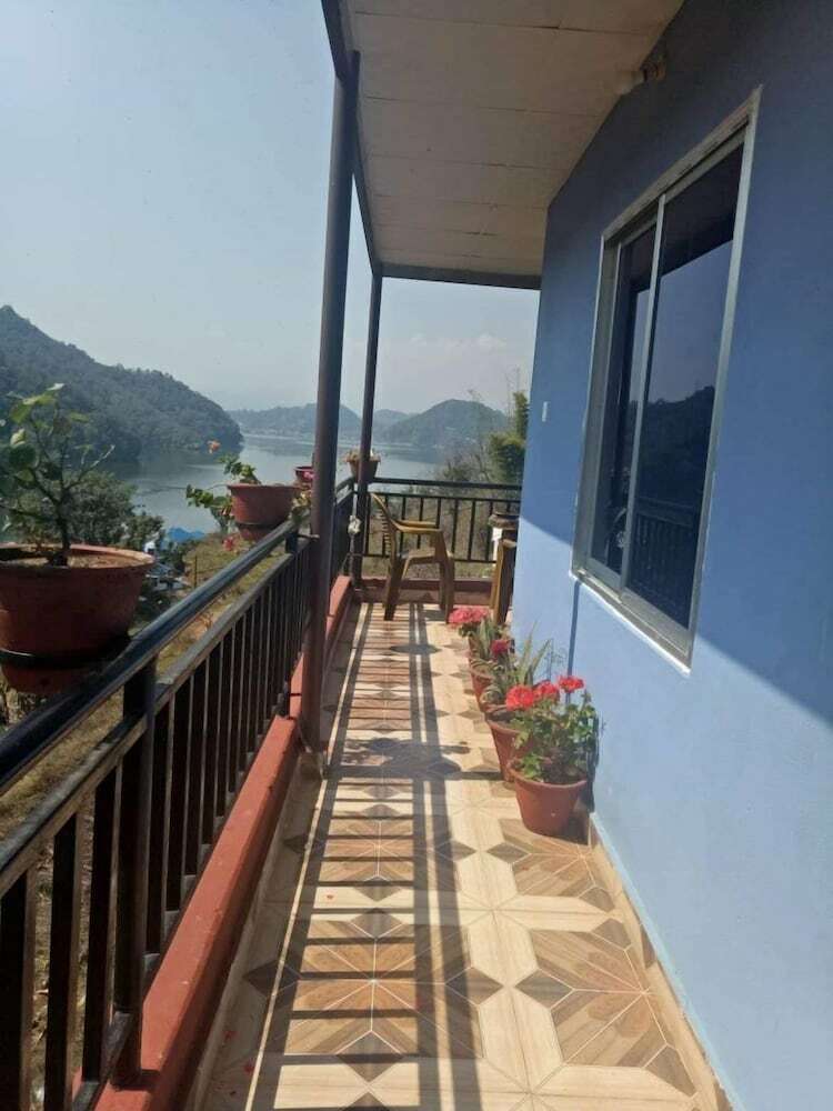 Hotel Begnas Lake Front Guest House