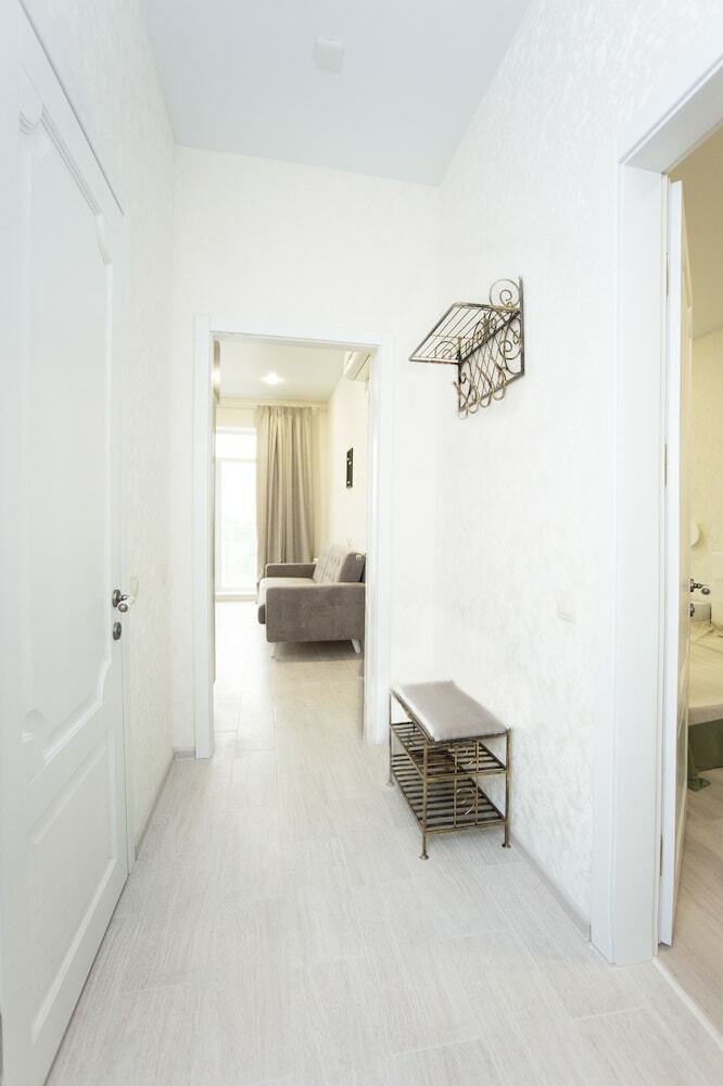 28 Pearls For Vip Guests Apartments