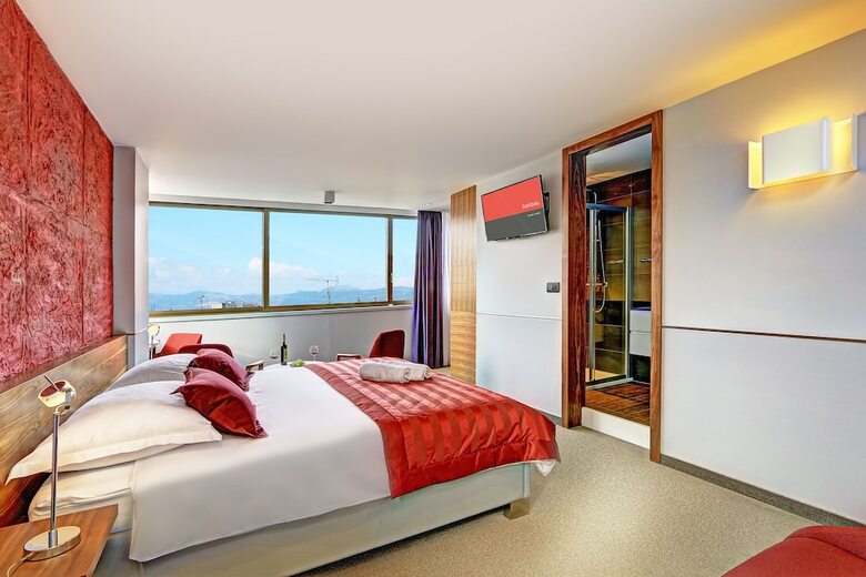 Hotel Horizon Luxury Suites