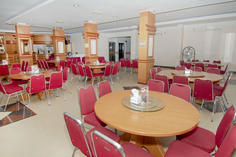 Oyo 865 Halim Hotel