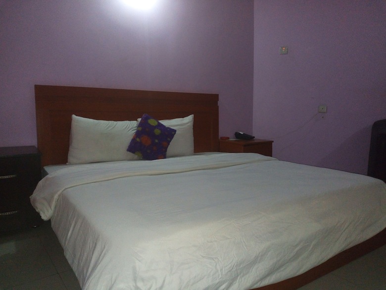 Flamingo Hotel & Suites