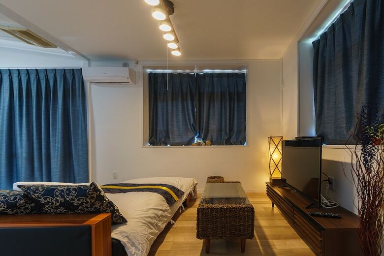 Ikidane House Onnason Maeda
