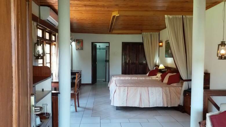 Hotel Jinja Nile Resort