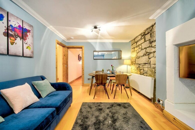 Cool Stockbridge Apartment - Edinburgh New Town