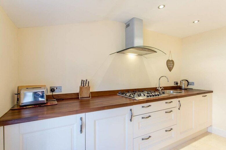 Apartamentos Prestigious Location - Quintessential Mews House