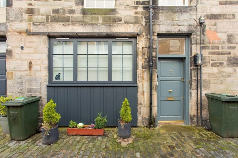 Apartamentos Prestigious Location - Quintessential Mews House