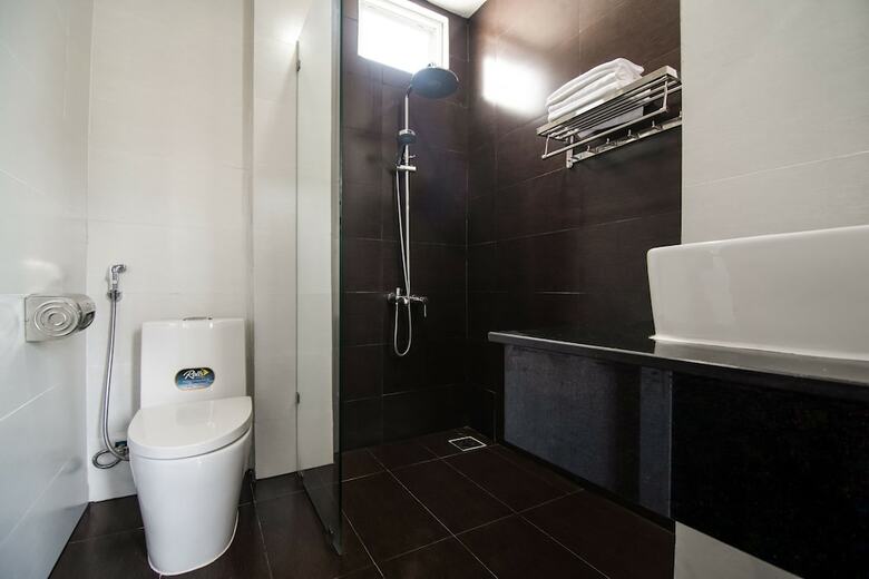 Aparthotel Oyo 475 Orange House