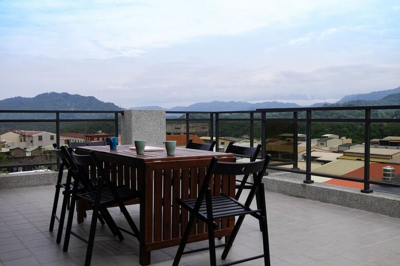 Bed & Breakfast Tungshiang