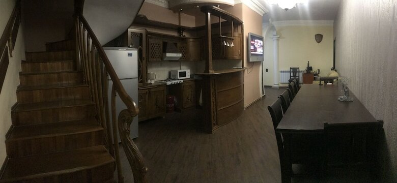 Hostal Armenner Hostel And Tours