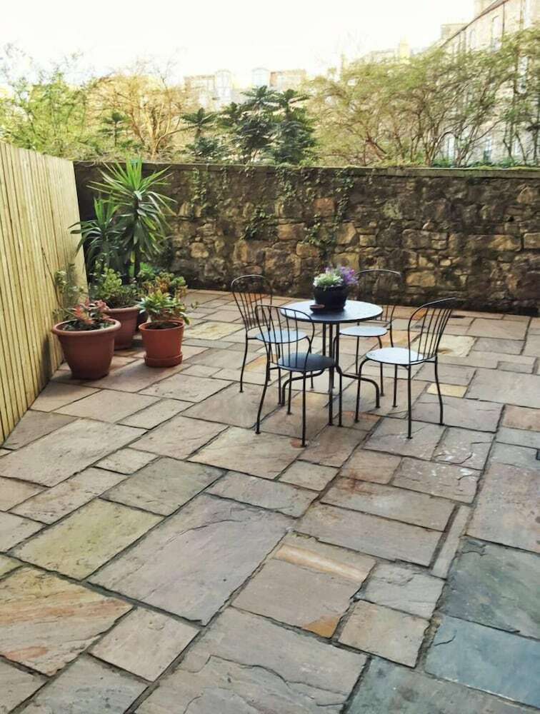 Apartamentos Spacious 2 Bed Apt In Ideal City Centre Location