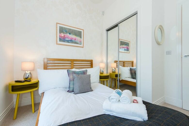 Luxury City Centre Apartment W Secure Free Parking