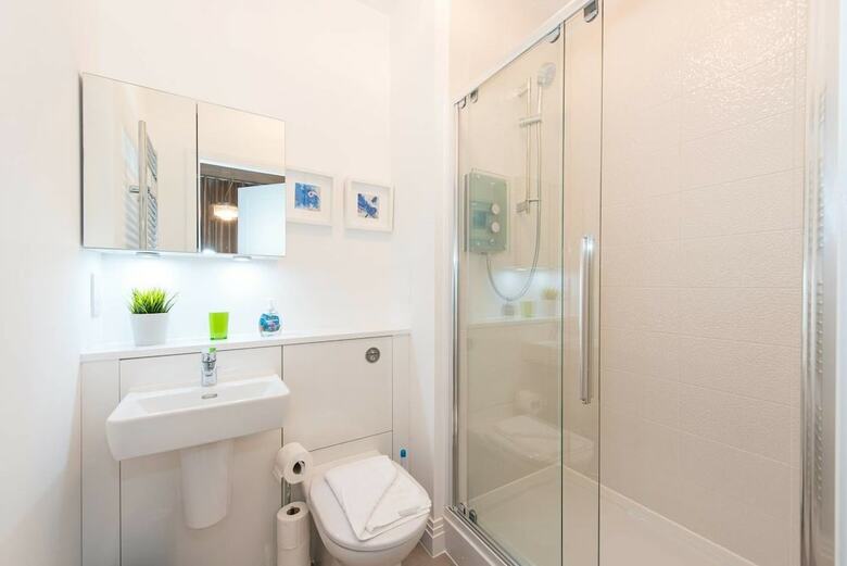 Luxury City Centre Apartment W Secure Free Parking
