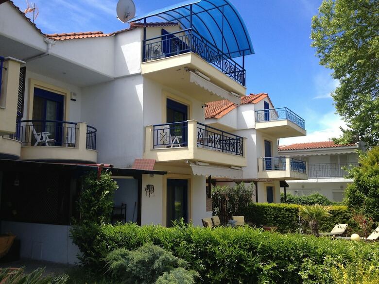 Skala Fourkas Holiday Homes